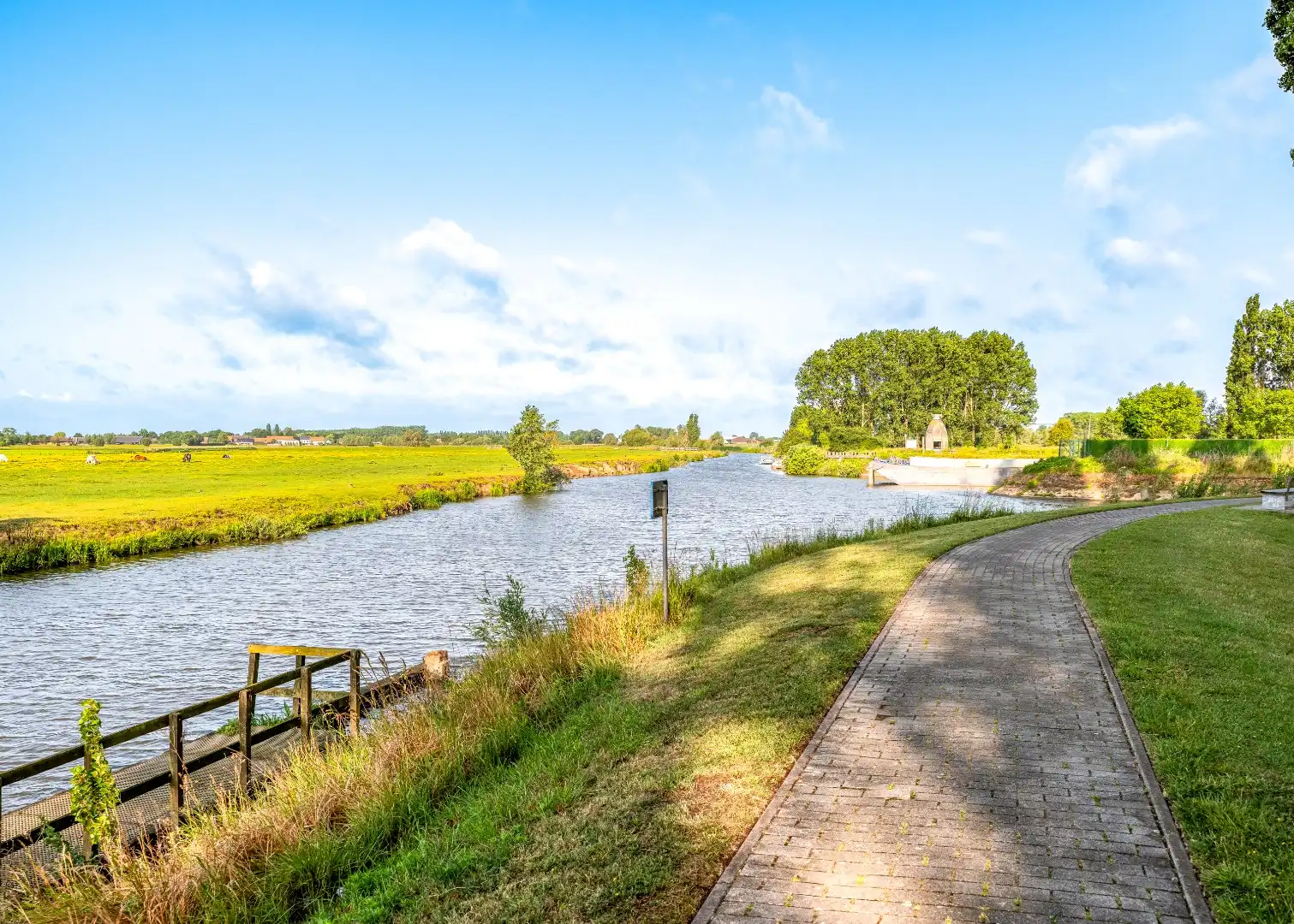 Restaurant met privéwoning en 2 B&B-kamers op 4.370 m² foto 5