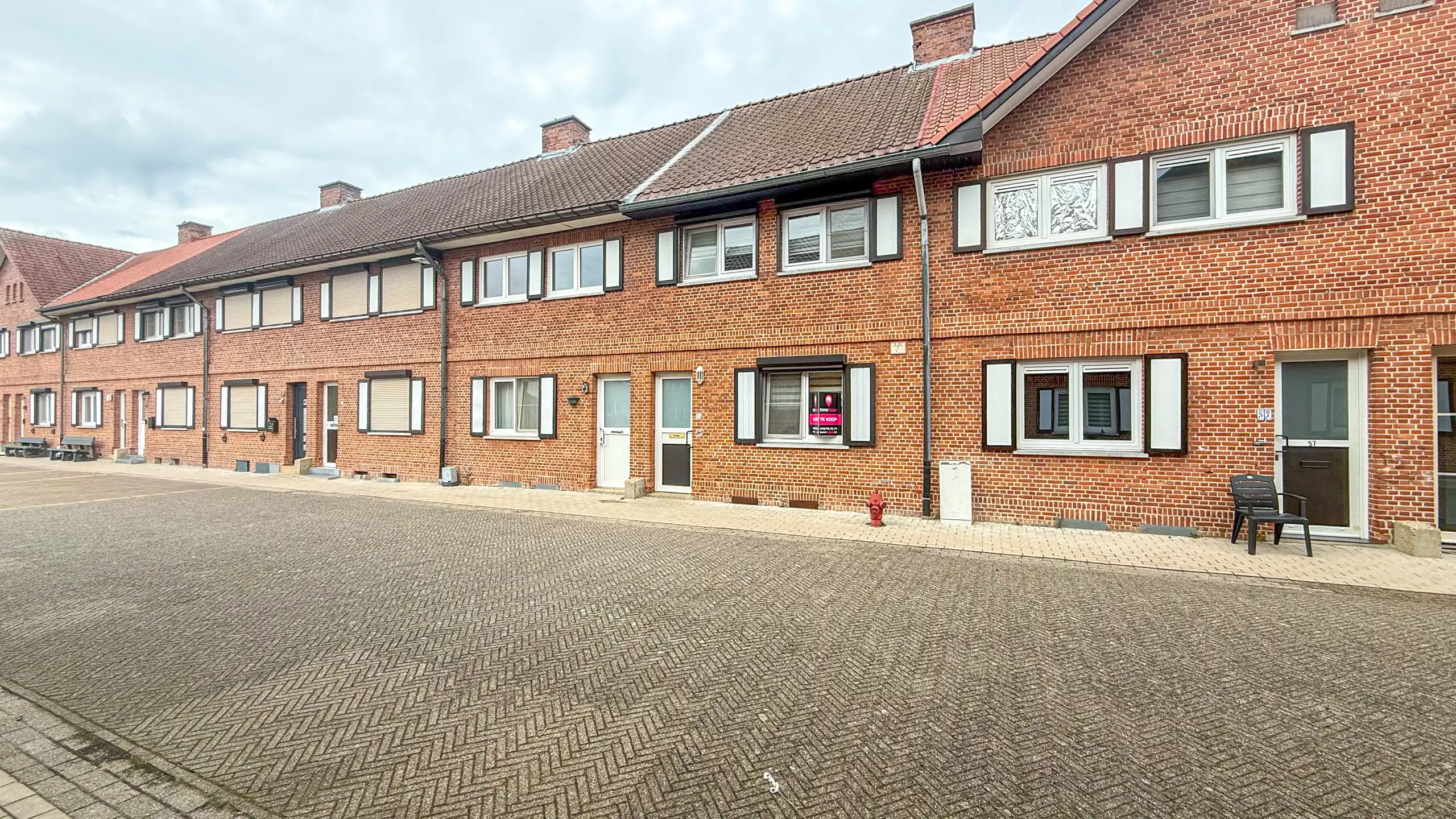 Gezinswoning met 4 slaapkamers centraal in Heusden! foto 43