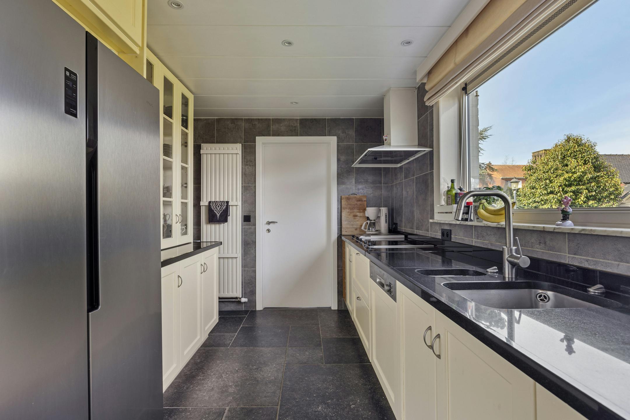 Vrijstaand huis langs de Hofmeierlaan te Sint-Kruis (Brugge) foto 10