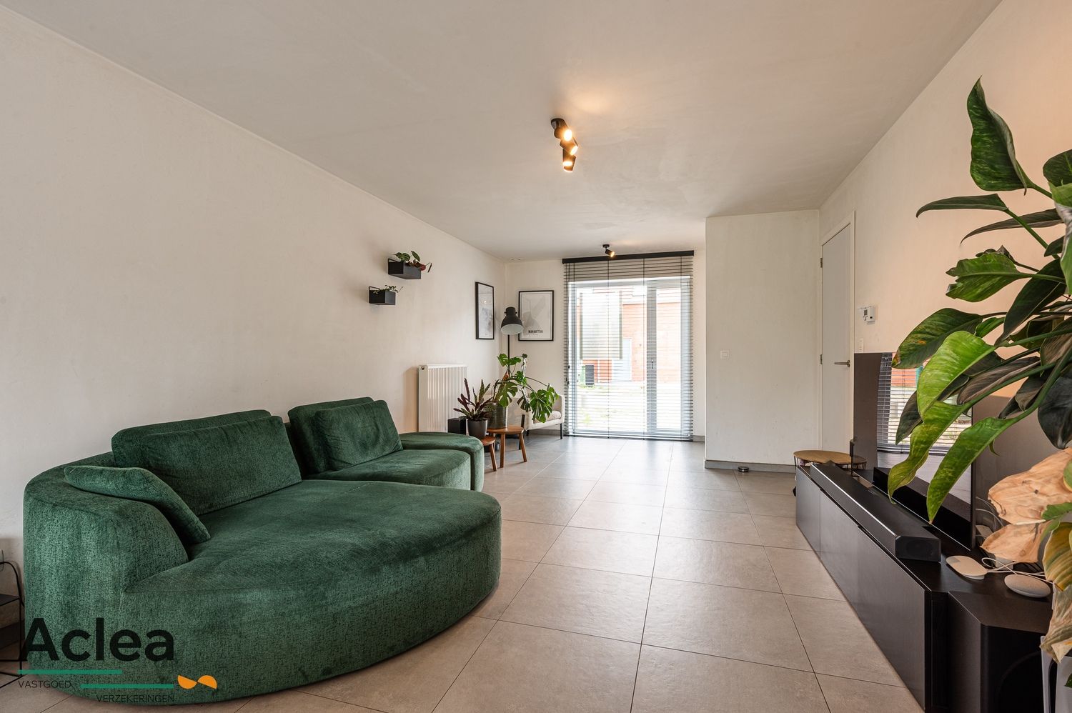Recente energiezuinige woning met 3 tot 4 slpks foto 7