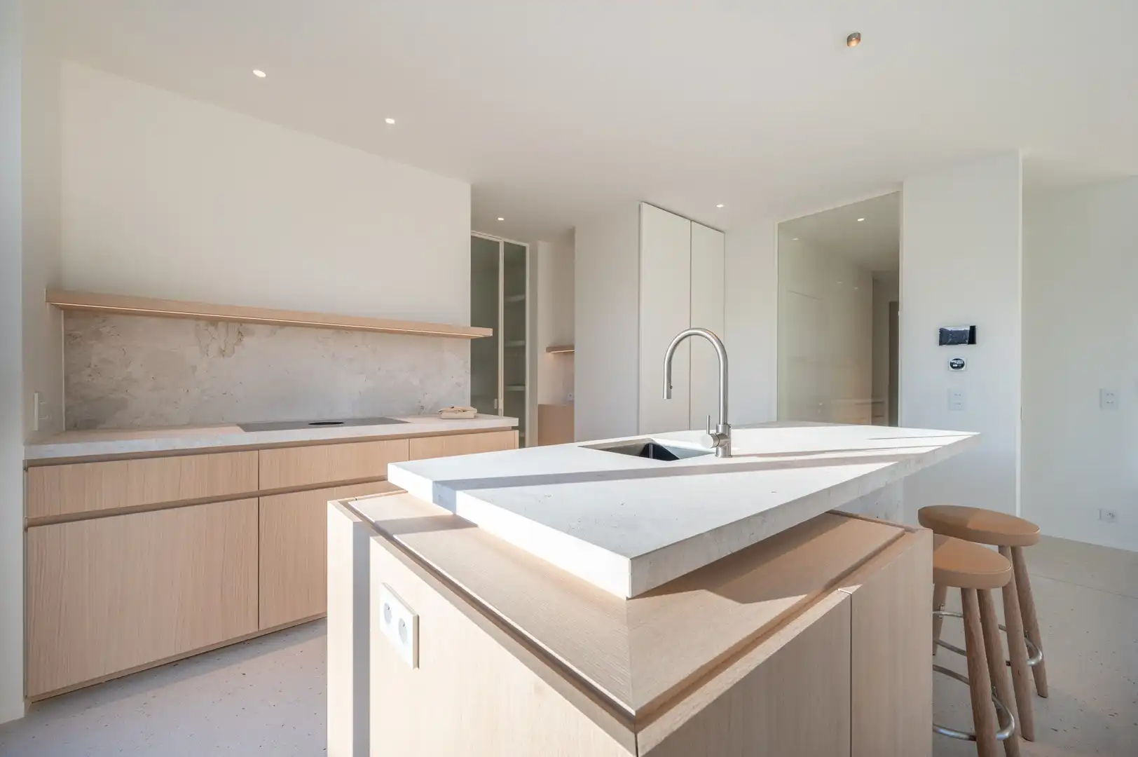 Instapklare nieuwbouwvilla met 5 slaapkamers en zuidgerichte tuin foto 11