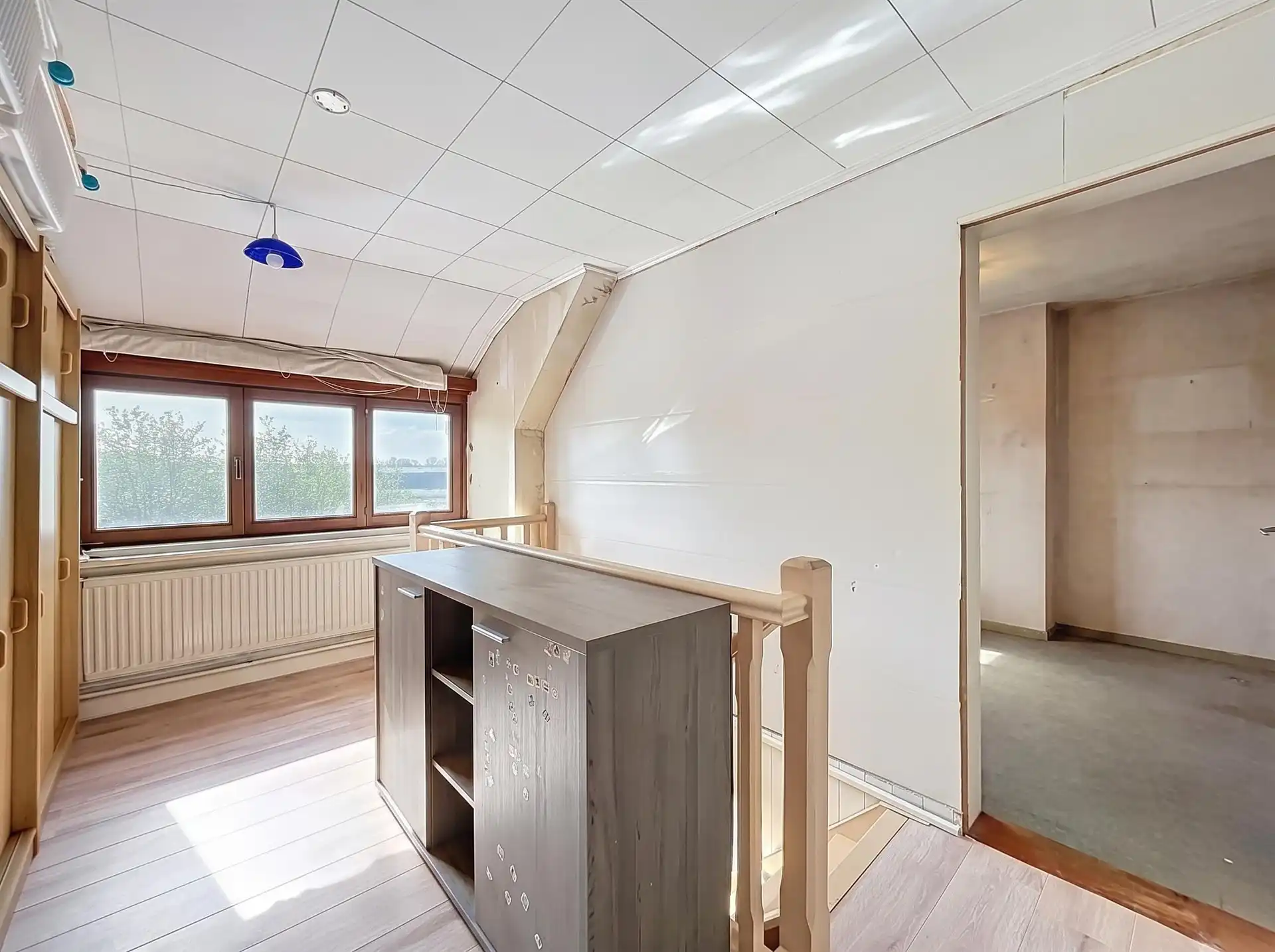 open bebouwing met 4 slaapkamers en 2 badkamers op toplocatie op perceel van 746m². foto 12