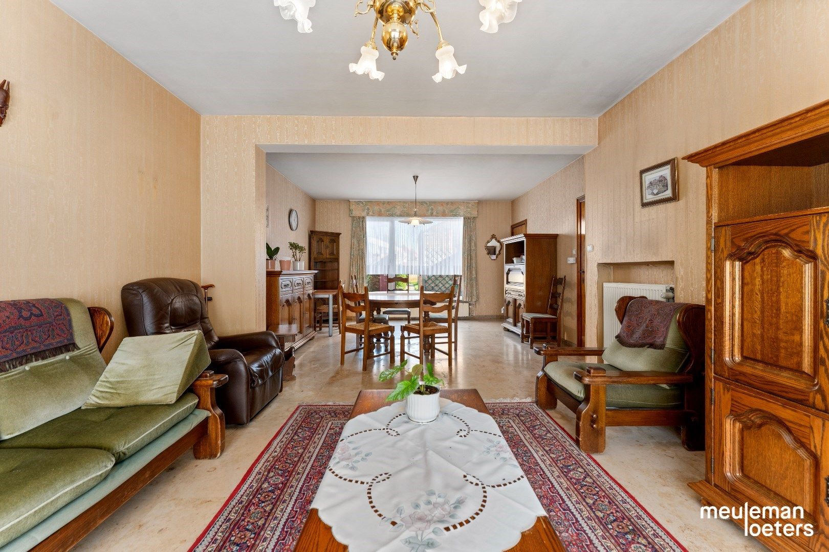 Te renoveren woning met ruime tuin foto 16