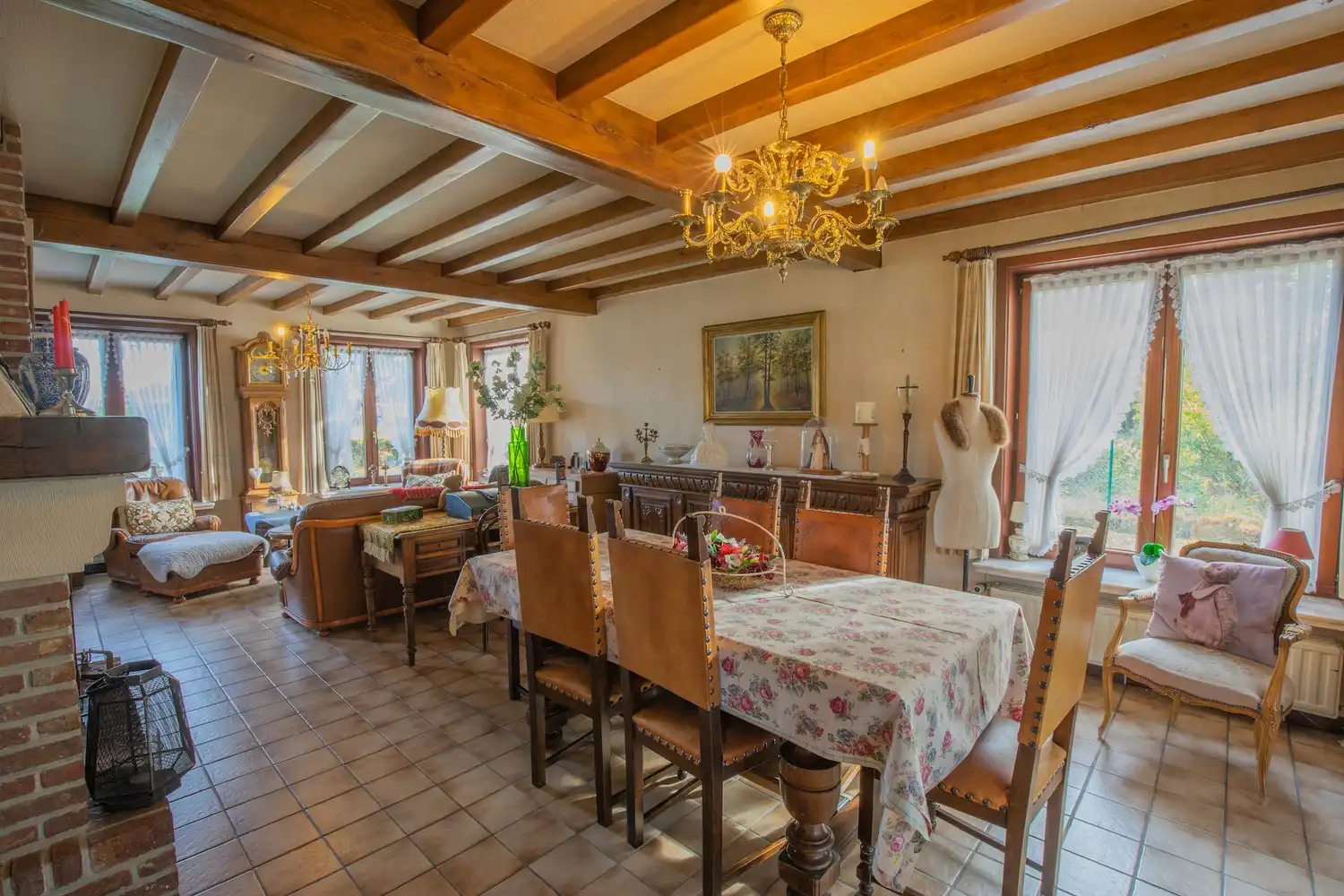 Rustig gelegen alleenstaande woning met westgerichte tuin en unieke bouwvergunning foto 6