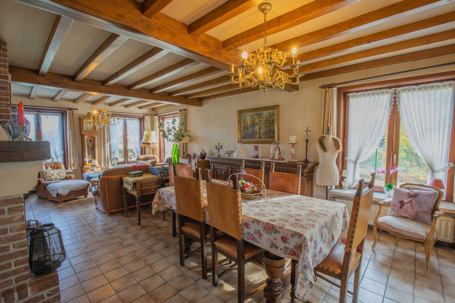 Rustig gelegen alleenstaande woning met westgerichte tuin en unieke bouwvergunning foto 6