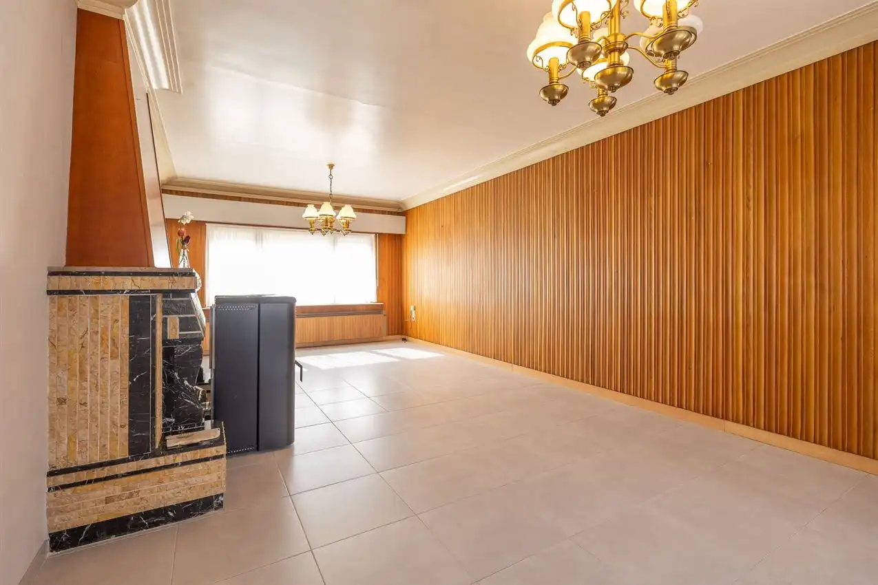 Rustig gelegen woning met 2 slpk en carport foto 2