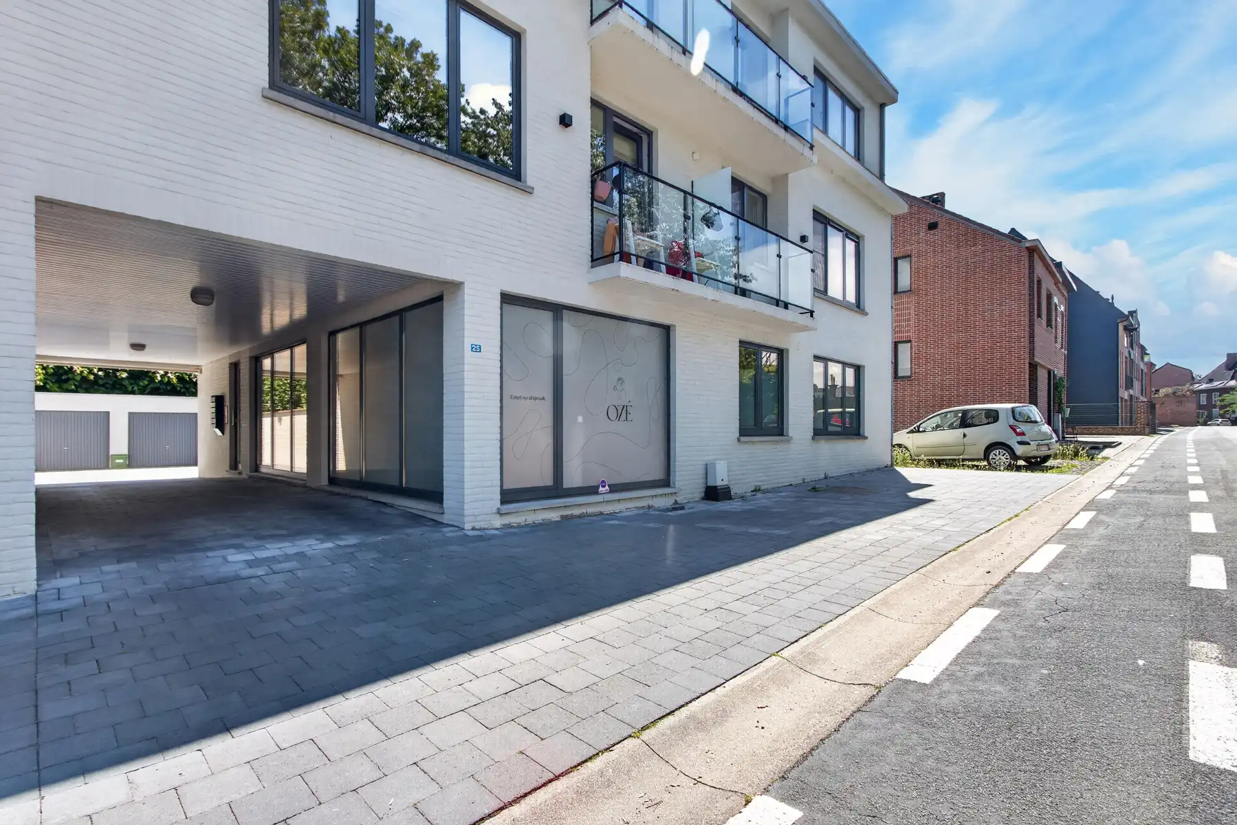 APP. GLV - 2 SLK - GARAGEBOX - CENTRUM - RUSTIG foto 2