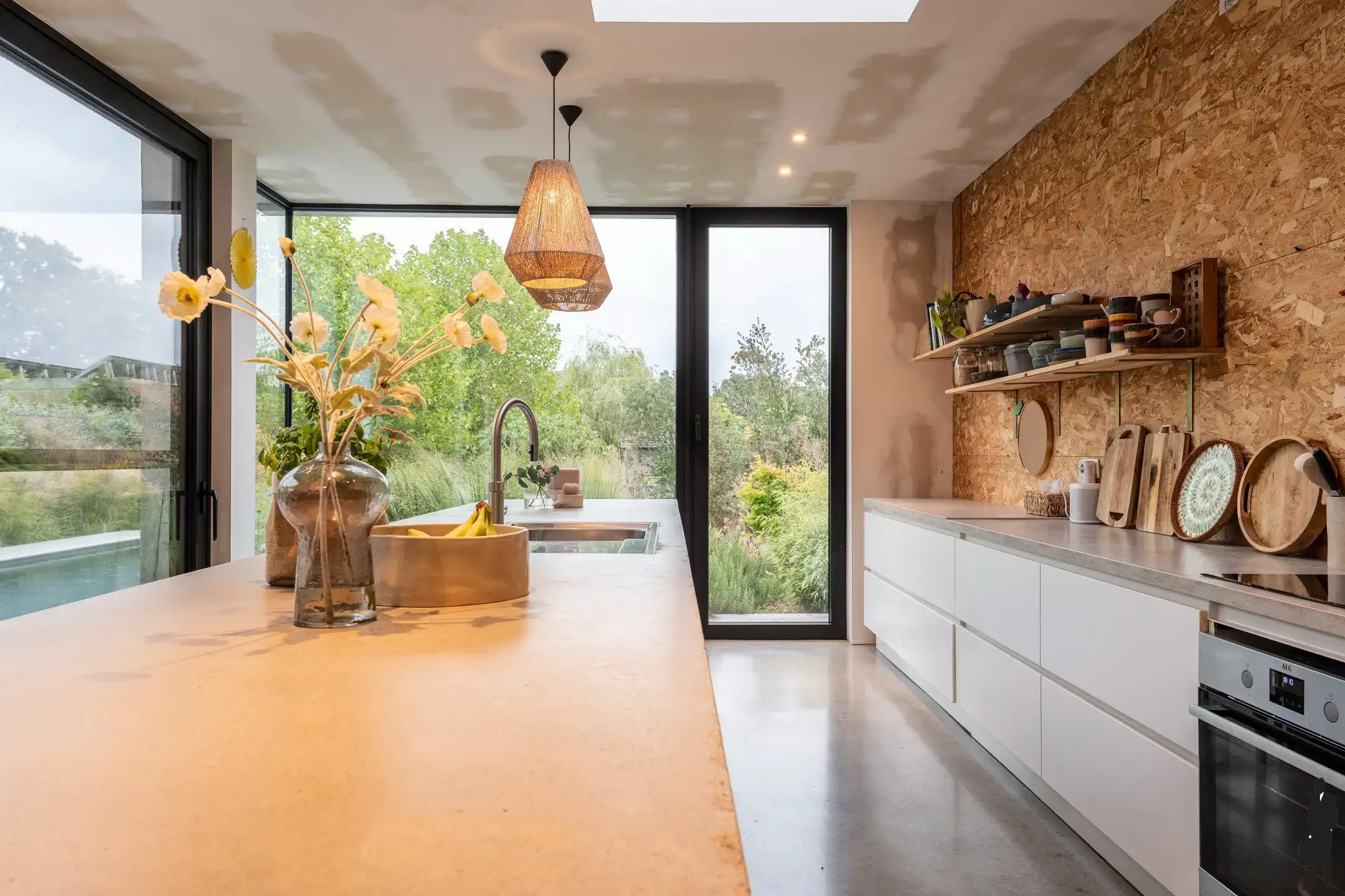 Unieke architectenvilla; af te werken - in groen - op 20 are foto 9
