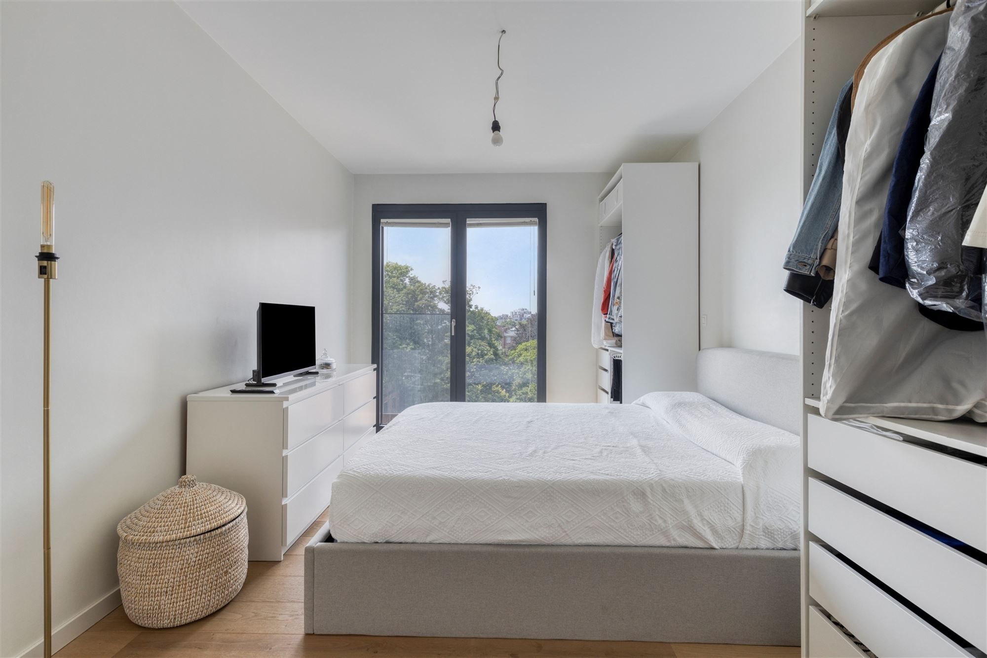 Subliem appartement met ruim terras en parking in't Groen Kwartier foto 11