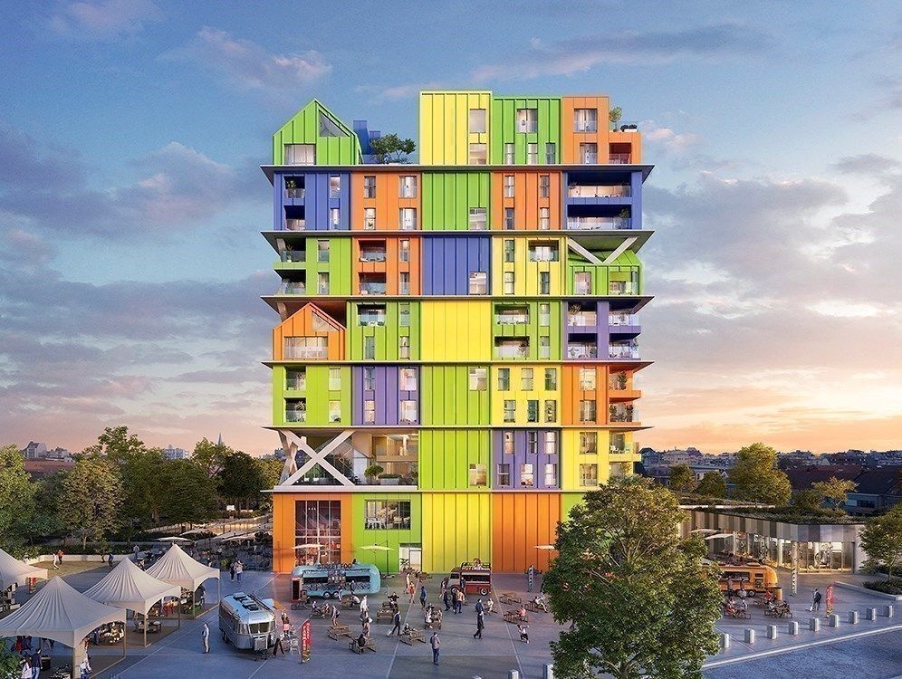 HOOST is een iconische toren met een expressief gevelontwerp op enkele honderden meters van de zee foto 11