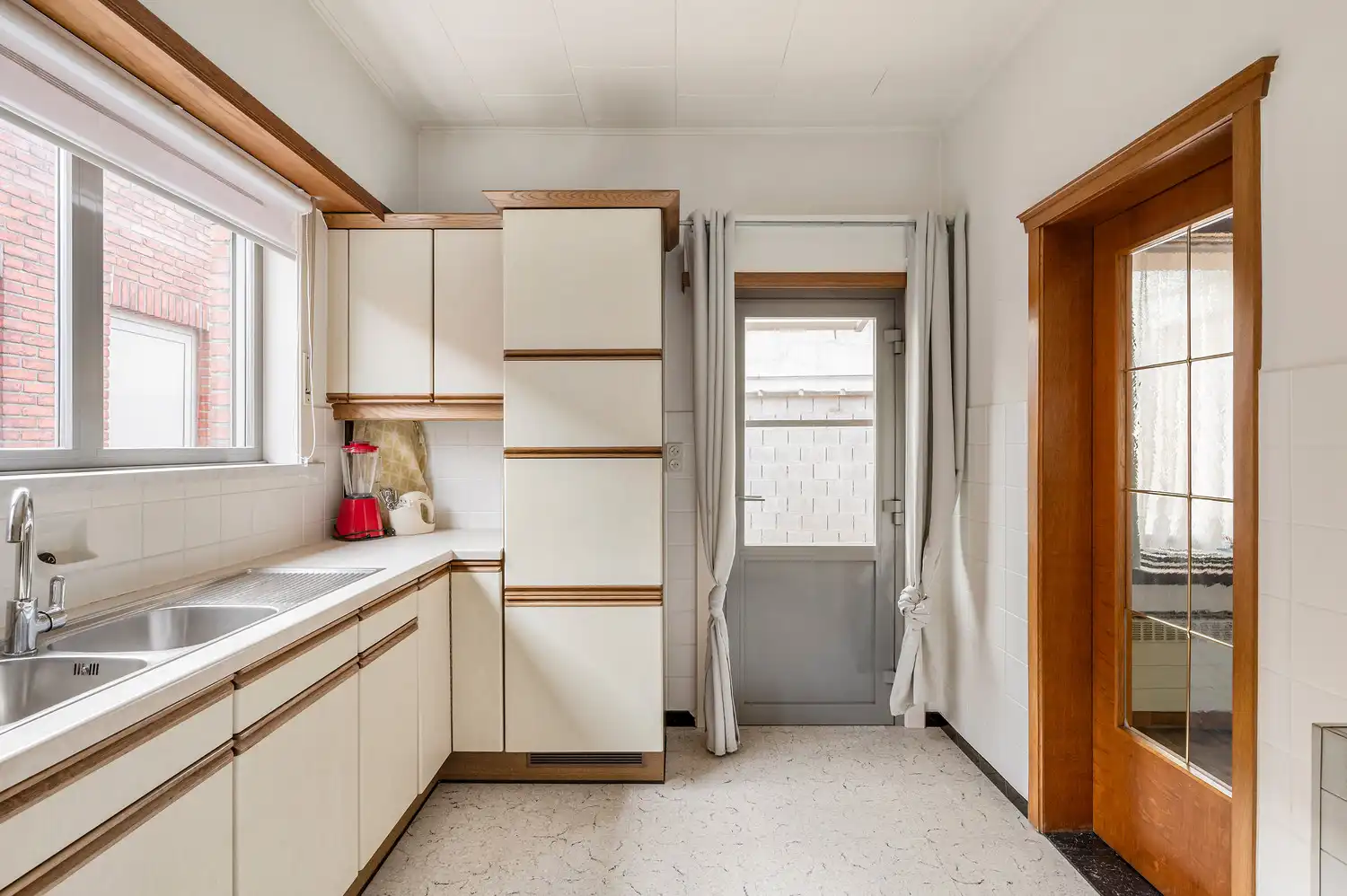 Gezinswoning, 3 slaapkamers, garage, tuin. foto 13