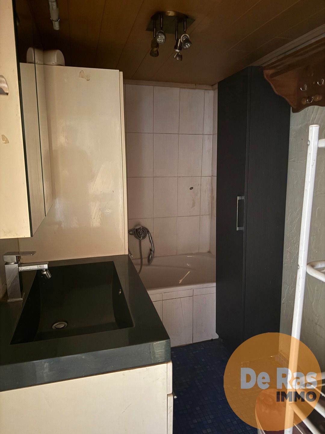 SCHELLEBELLE - Authentieke woning met ruime garage foto 8