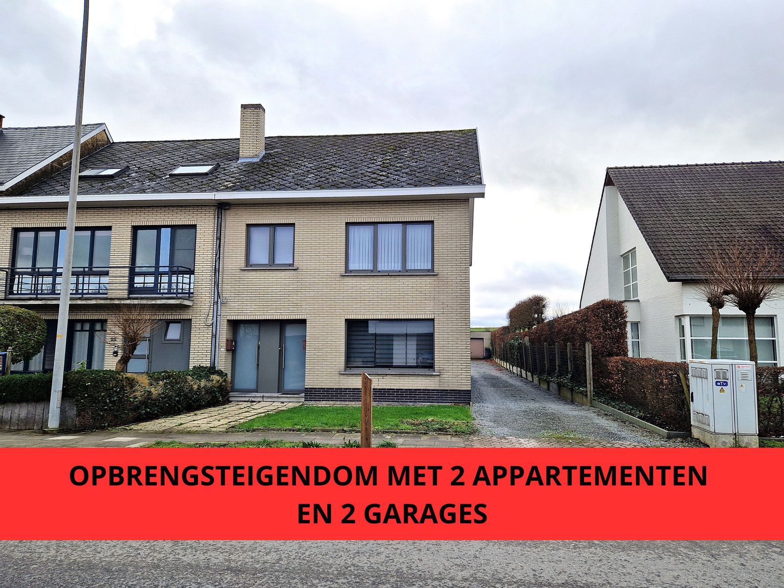 WSB-Immo: Opbrengsteigendom 2 appartementen met 2 garages! foto {{pictureIndex}}