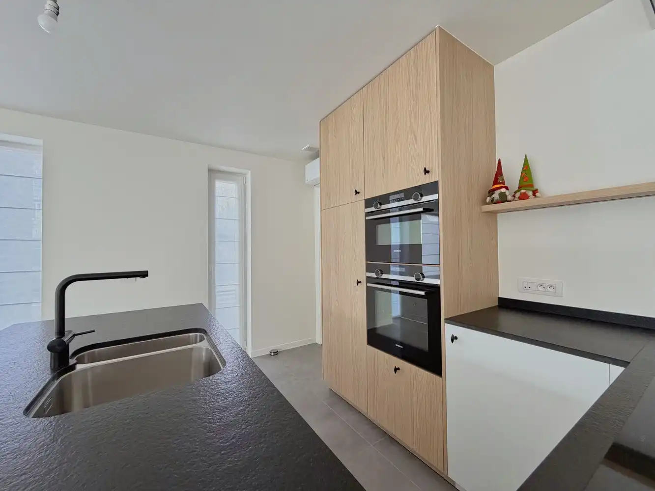 Unieke woning met high-end afwerking + garage én tuin! foto 5