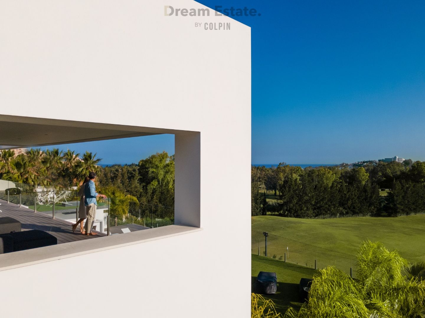 Gloednieuwe moderne eerstelijns golf villa met zeezicht. foto 7