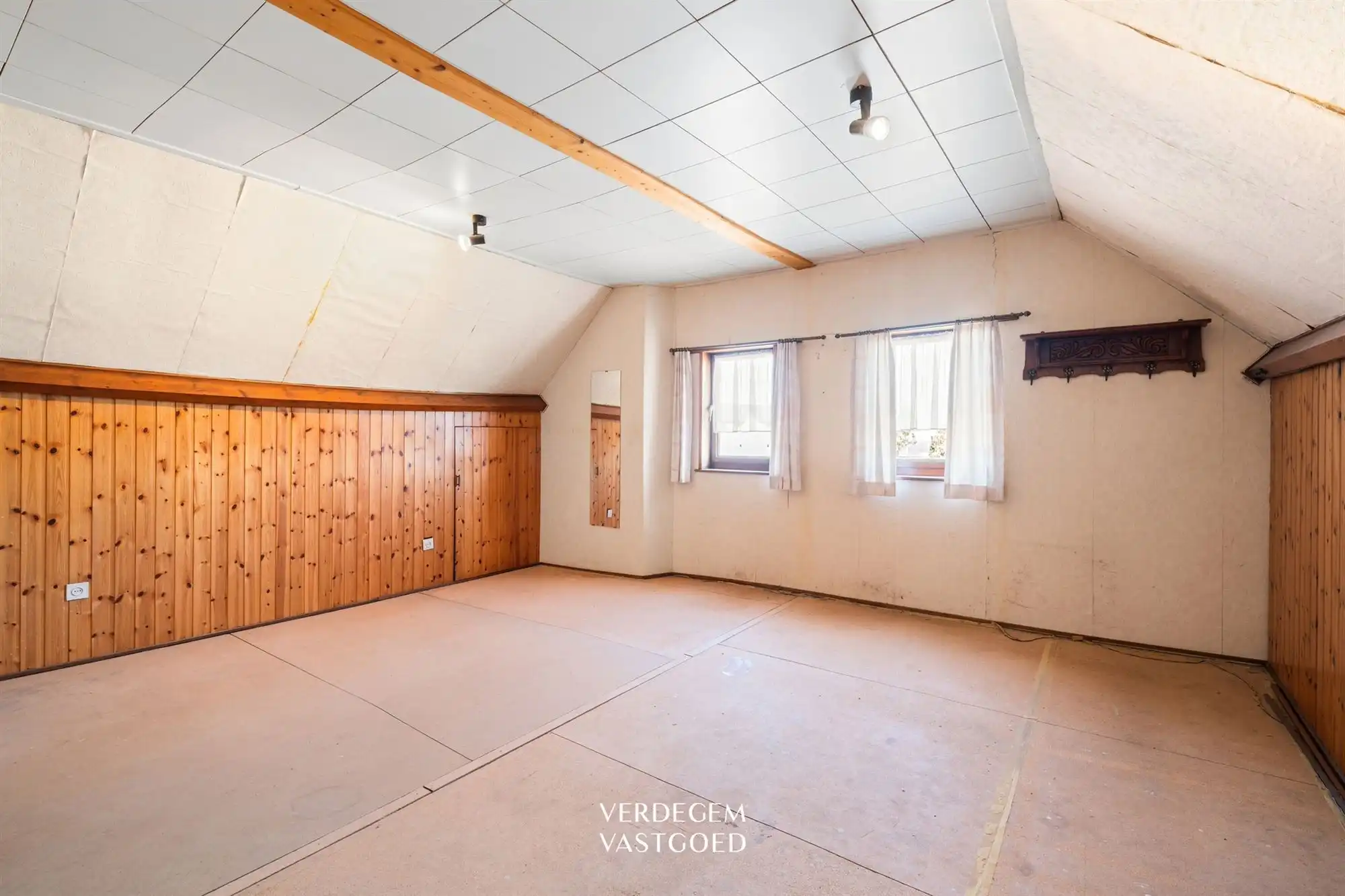 Te renoveren hoevewoning op perceel van 5.072m² foto 13