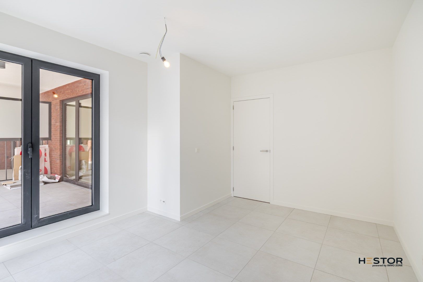 Afgewerkt nieuwbouwappartement met 2 slaapkamers foto 6