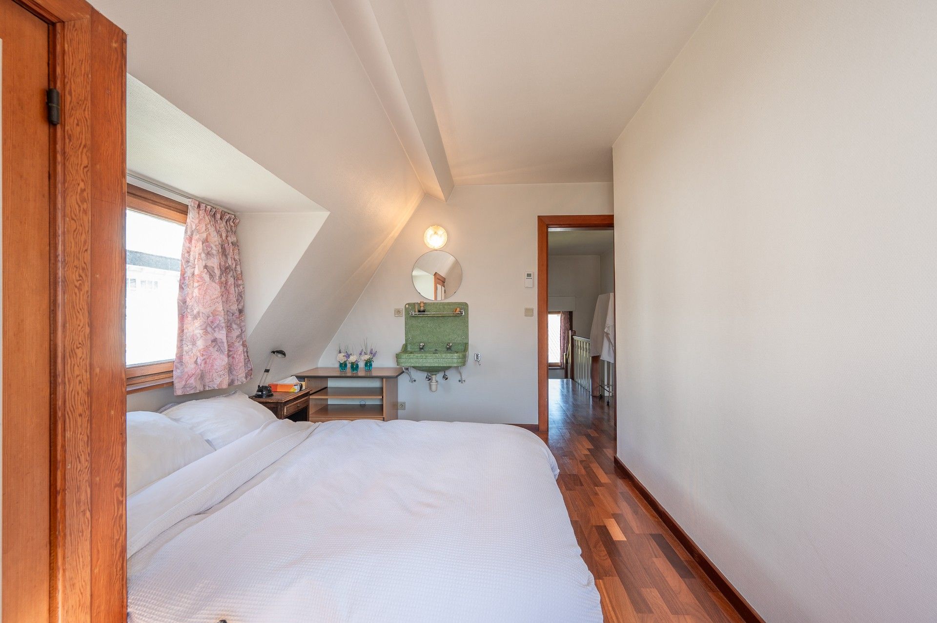 Unieke woning met potentieel op toplocatie in Knokke foto 19