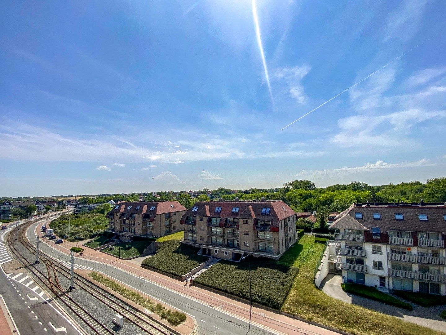 Ruim penthouse (3-slaapkamerappartement) met maar liefst 120m2 terrassen te Oostduinkerke-Bad.  foto 17