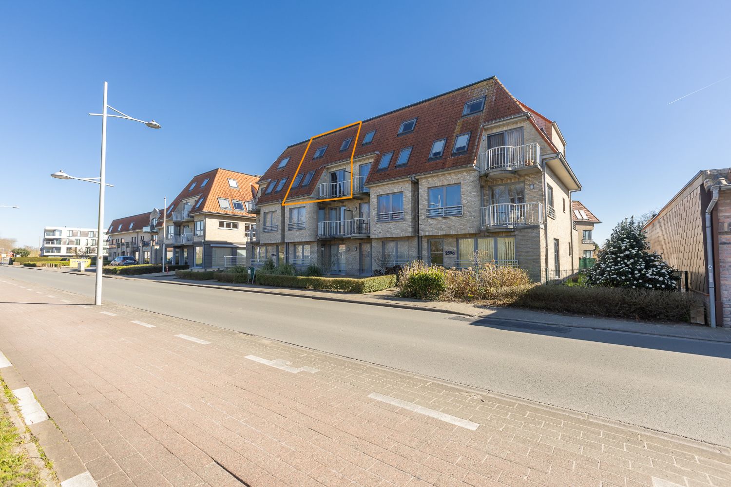 ()=>{if(producerUpdateValueVersion(node),producerAccessed(node),node.value===ERRORED)throw node.error;return node.value} Kapelstraat 259B/0202 - 8450 Bredene