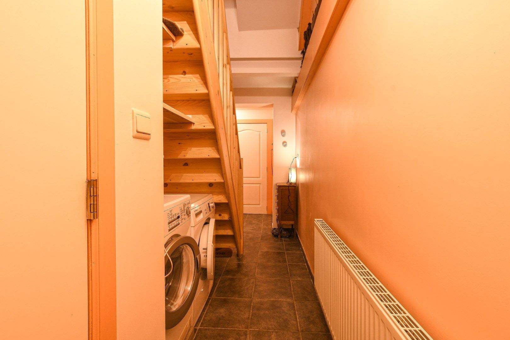 Instapklaar 3-slaapkamerappartement met koer & terras – vlak bij Grote Markt en jachthaven! foto 11