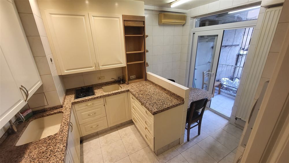 Ruim appartement | Stadspark foto 17