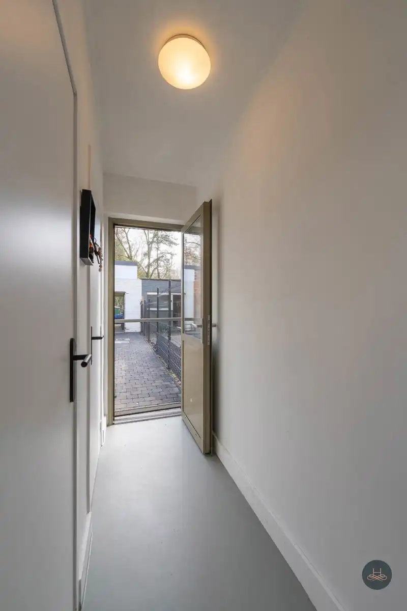 Energiezuinige, instapklare woning met achterliggend perceel foto 19