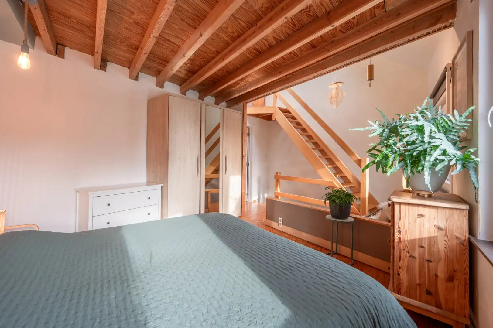 Instapklare en charmante woning met 3 slaapkamers en tuin foto 14