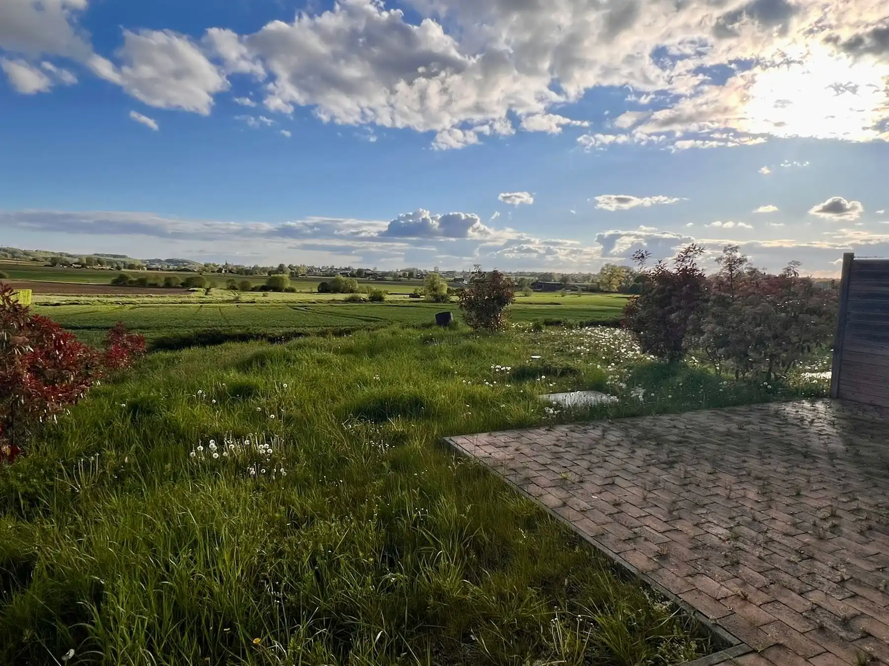 Landelijk gelegen comfortabele halfopen woning foto 2