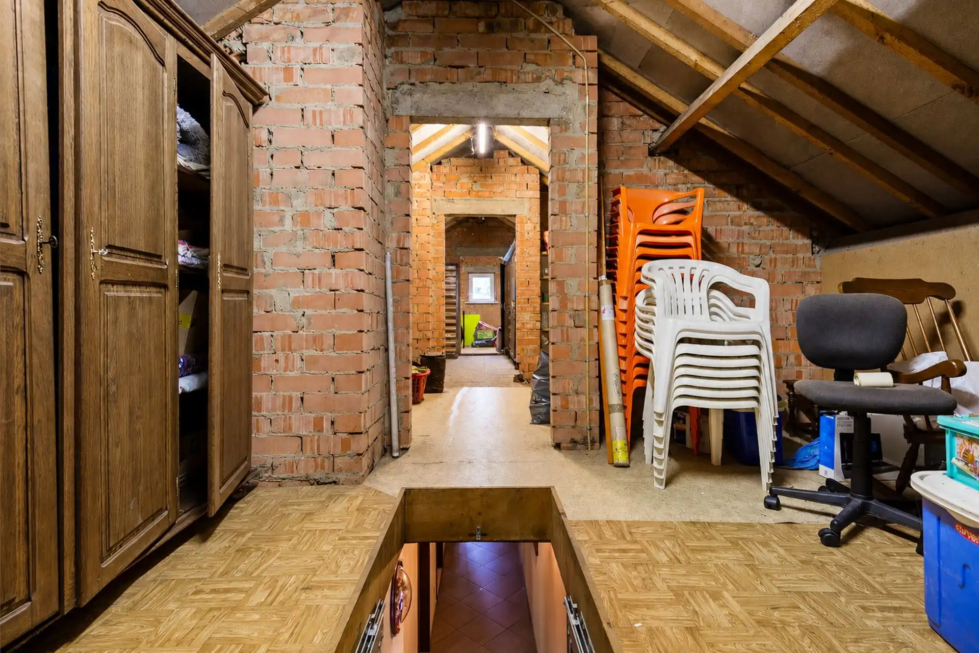ZEER RUSTIG GELEGEN VILLA TE KOOP foto 12