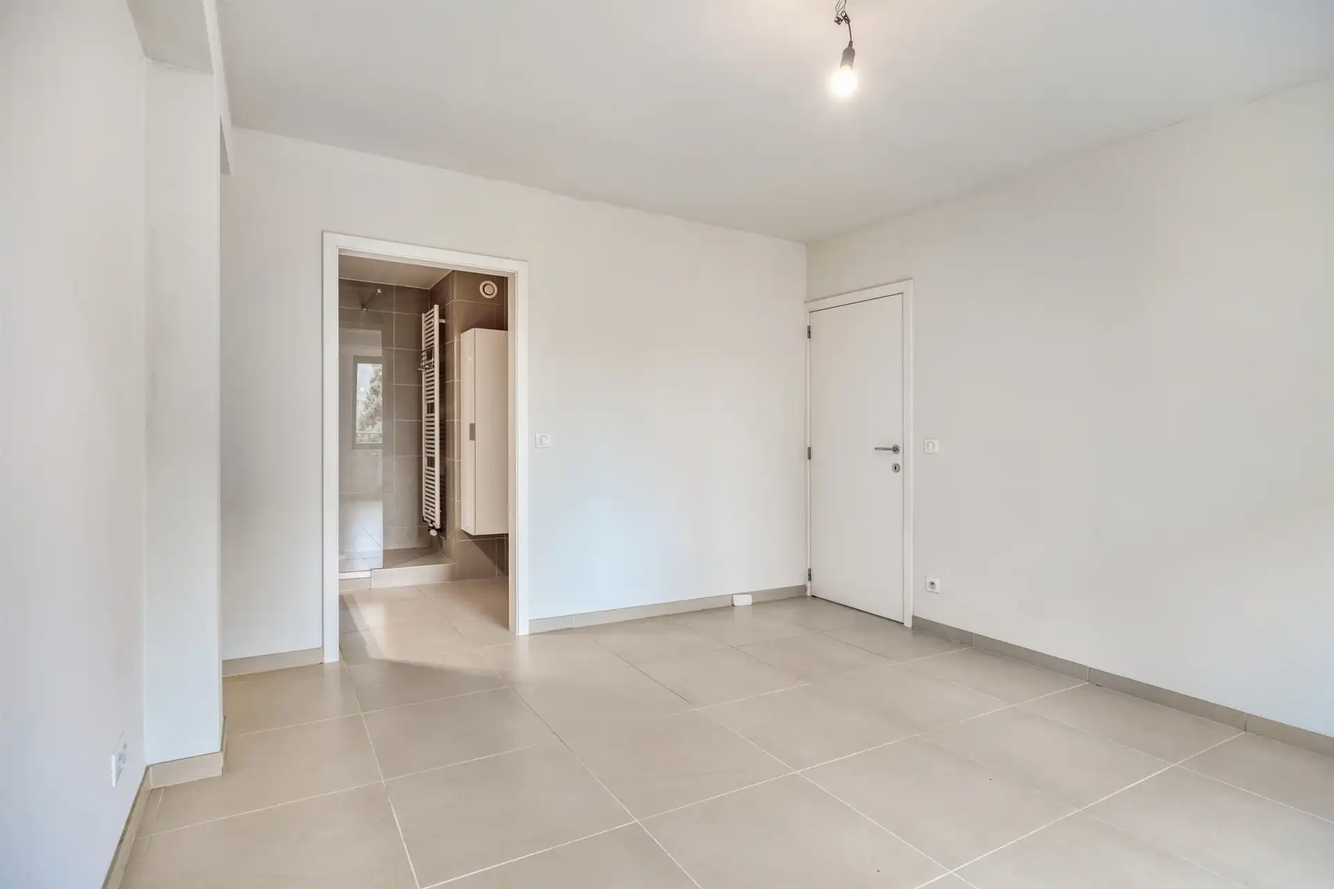 Appartement met groot Zuidwest georiënteerd terras foto 10