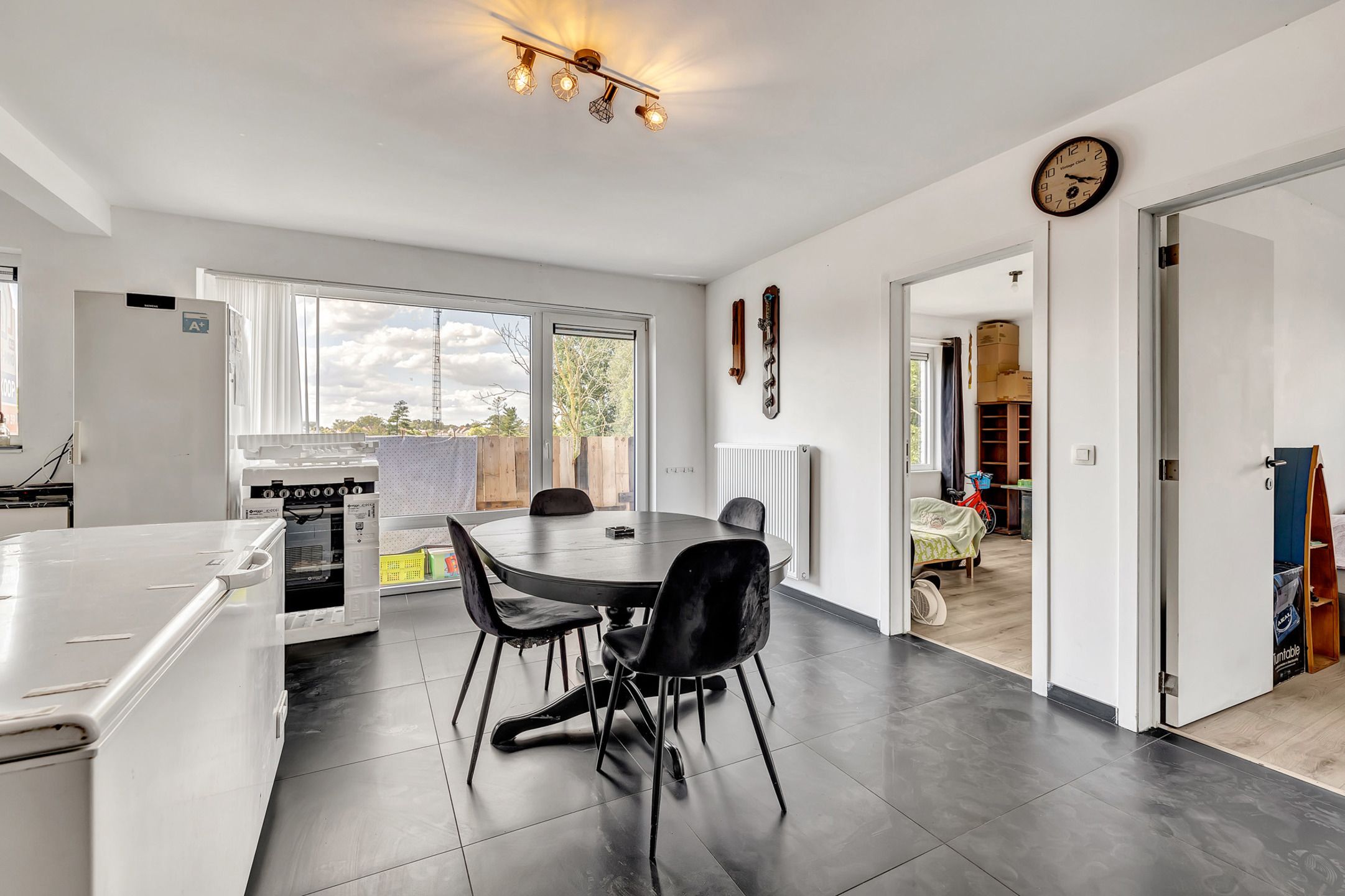 Instapklaar appartement met 3 slpk te centrum Liedekerke  foto 6