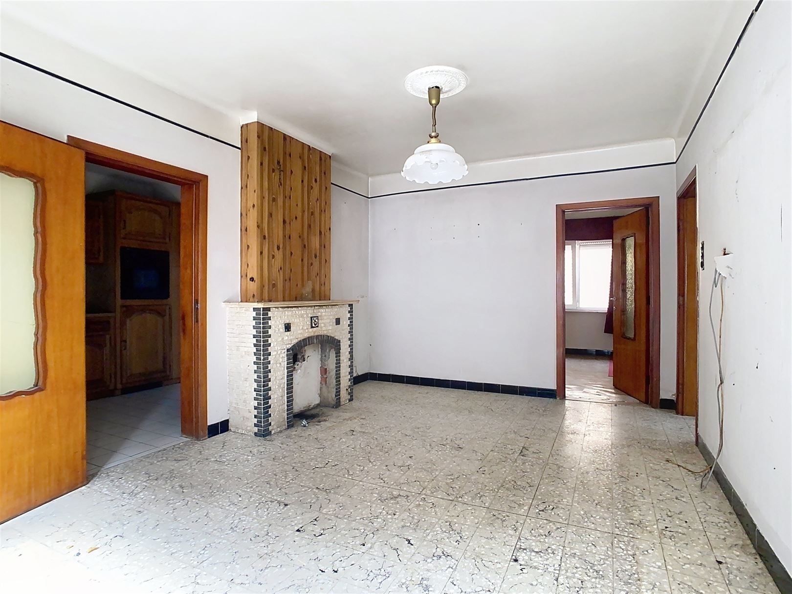 Te renoveren woning met garages, atelier, 12a 57ca foto 13