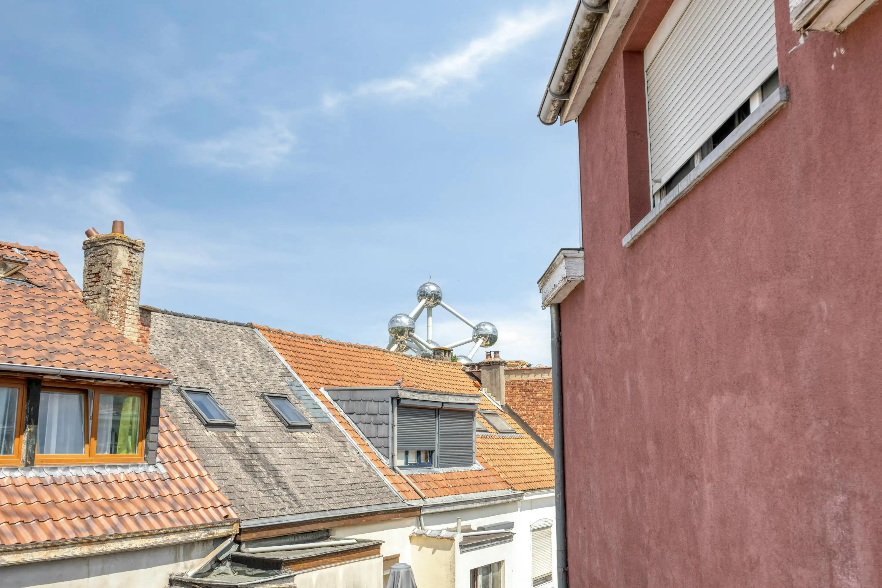 Opbrengsteigendom met drie entiteiten te koop in Laken foto 31