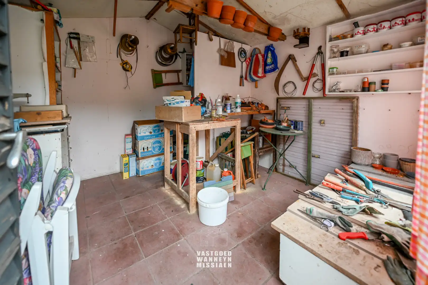Ruime halfopen bebouwing met 4 slaapkamers, garage en tuin foto 22