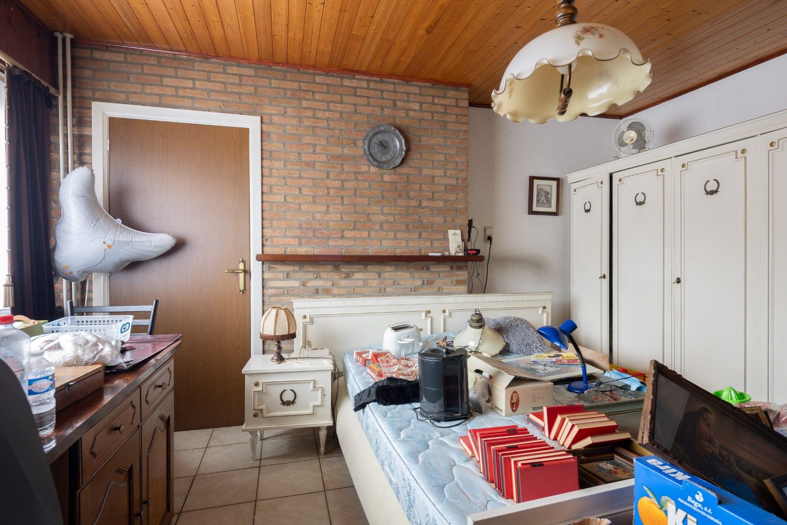 Deze te renoveren woning, op een mooi perceel van 8a30 wordt verkocht! foto 23