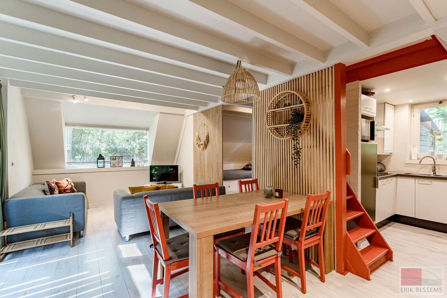 Ontsnap aan de drukte en geniet van deze charmante vakantiewoning foto 4
