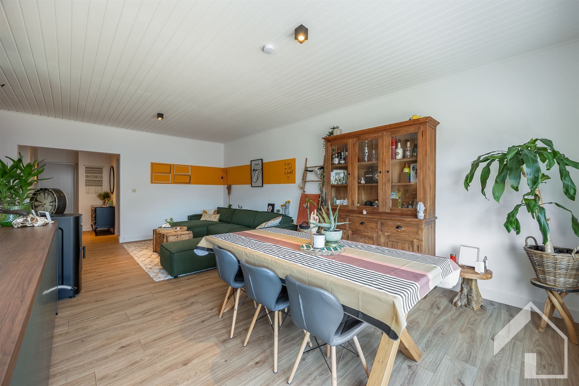 prachtig gerenoveerde 2-slaapkamerappartement foto 8