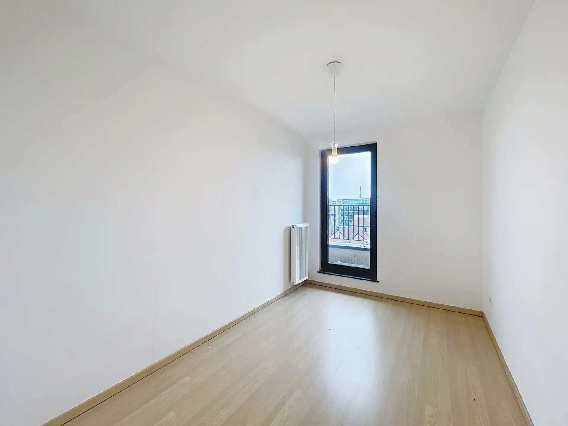 Mooi appartement 2 slaapkamers ±85m² + terras en parking foto 4