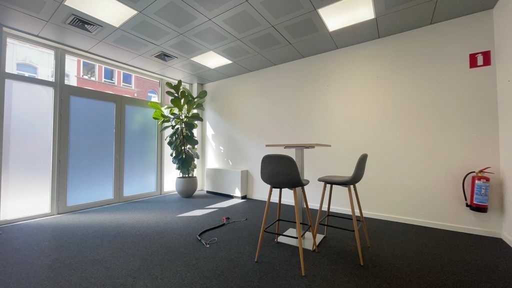 Kantoorruimte te huur vlakbij station van Mechelen foto 14