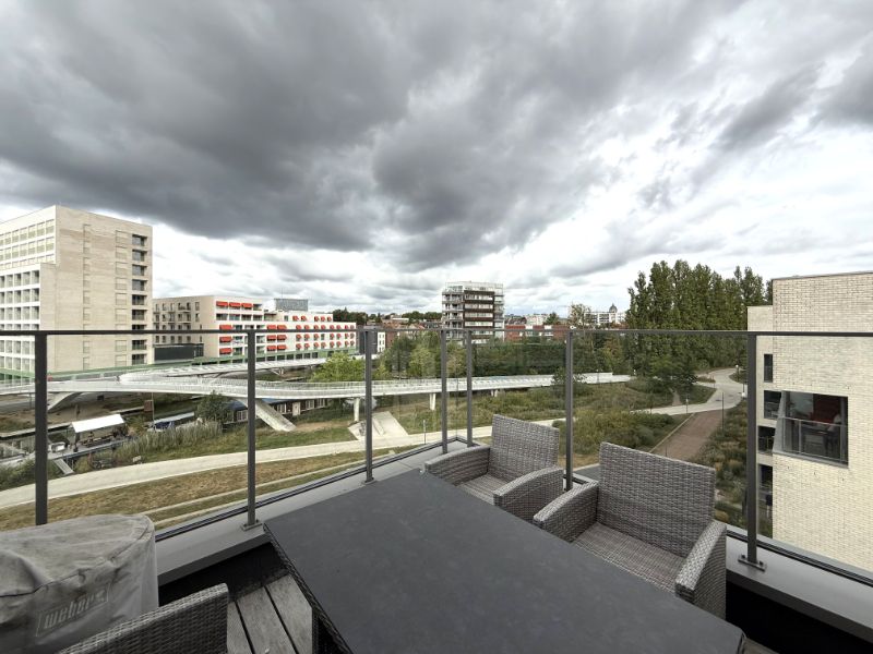 Exclusieve penthouse met 2 terrassen en uniek uitzicht over de Schelde – Gent foto 3