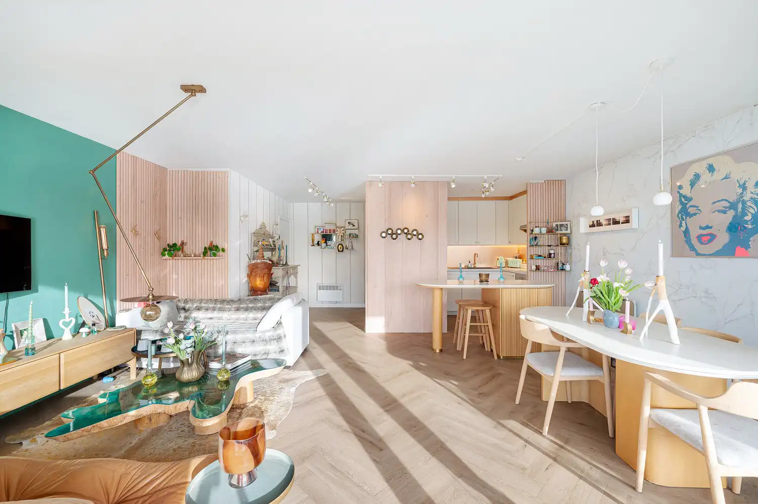 Instapklaar vernieuwd appartement met zuidgericht terras en open zicht foto 8