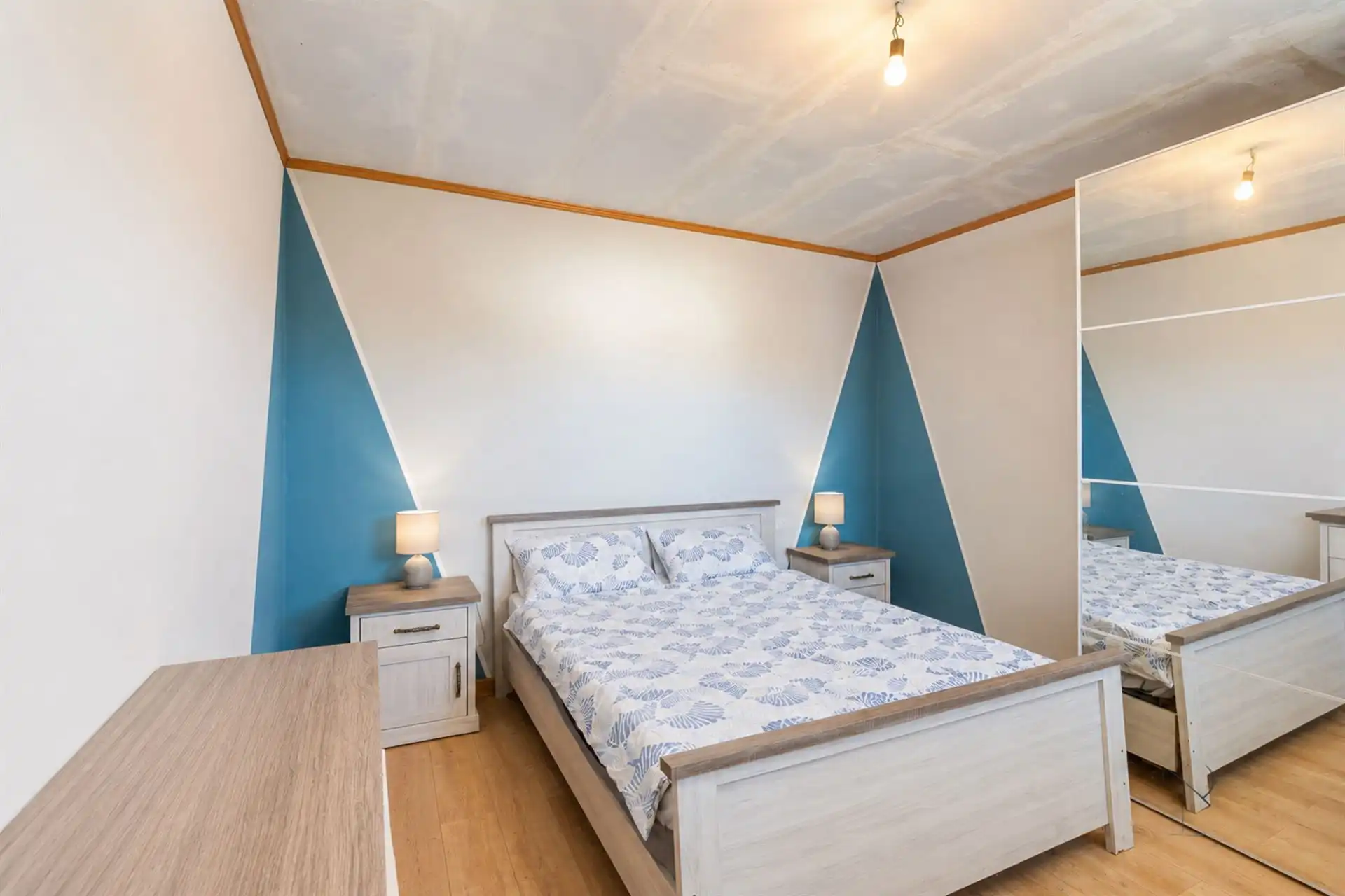 3-gevelwoning met grote tuin, dicht bij alle voorzieningen! foto 9