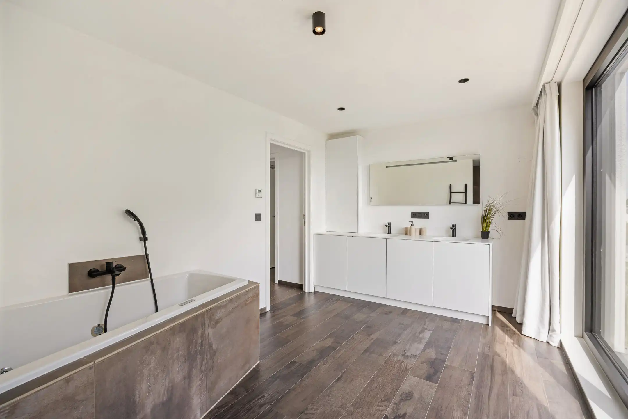 Moderne woning met zuidtuin rustig gelegen te Hees foto 23