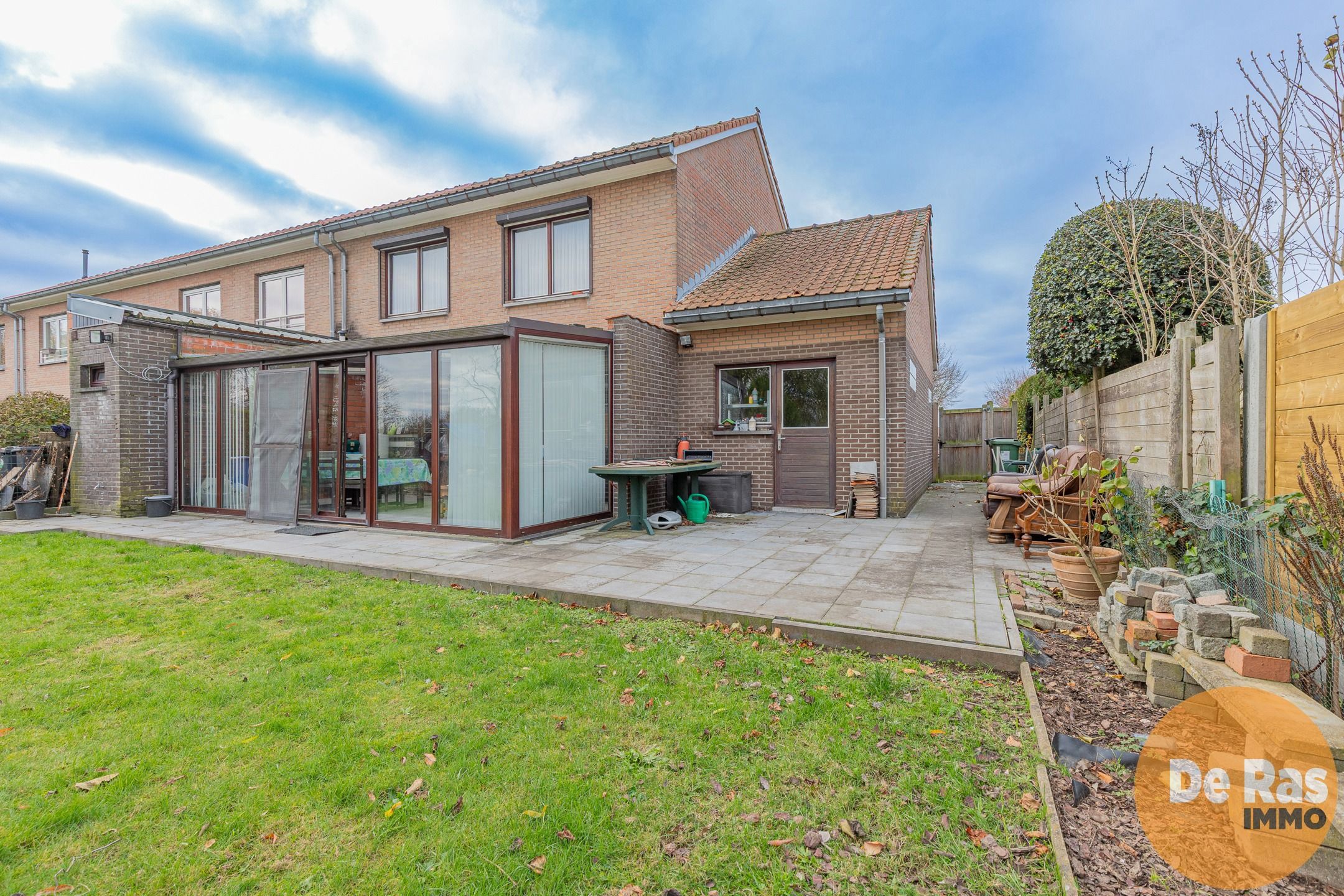 ERPE-MERE - Ruime gezinswoning in residentiële wijk foto 18