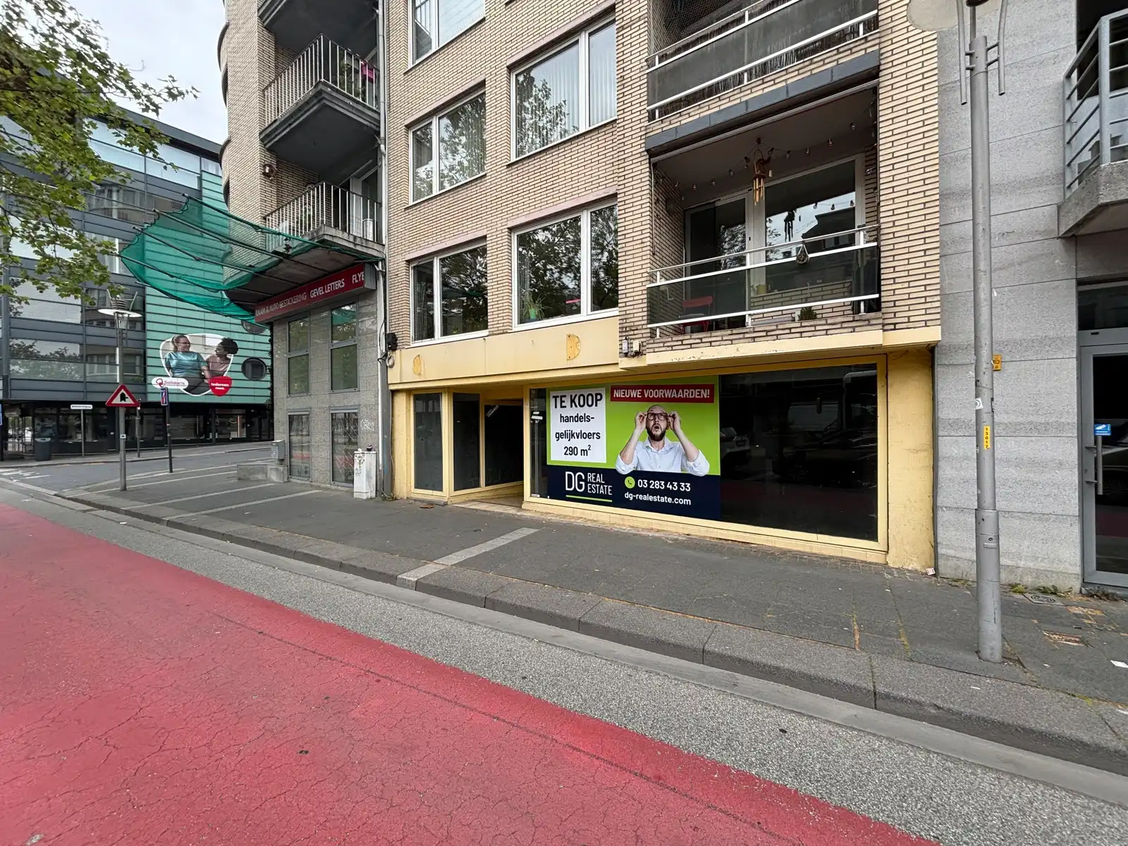 Handelsruimte 290 m² te koop op Europalaan Genk foto 8
