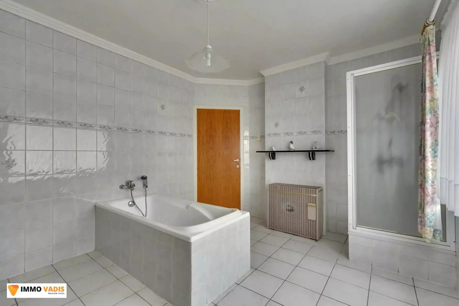 Charmante woning met 2 slaapkamers, garage én magazijn foto 12