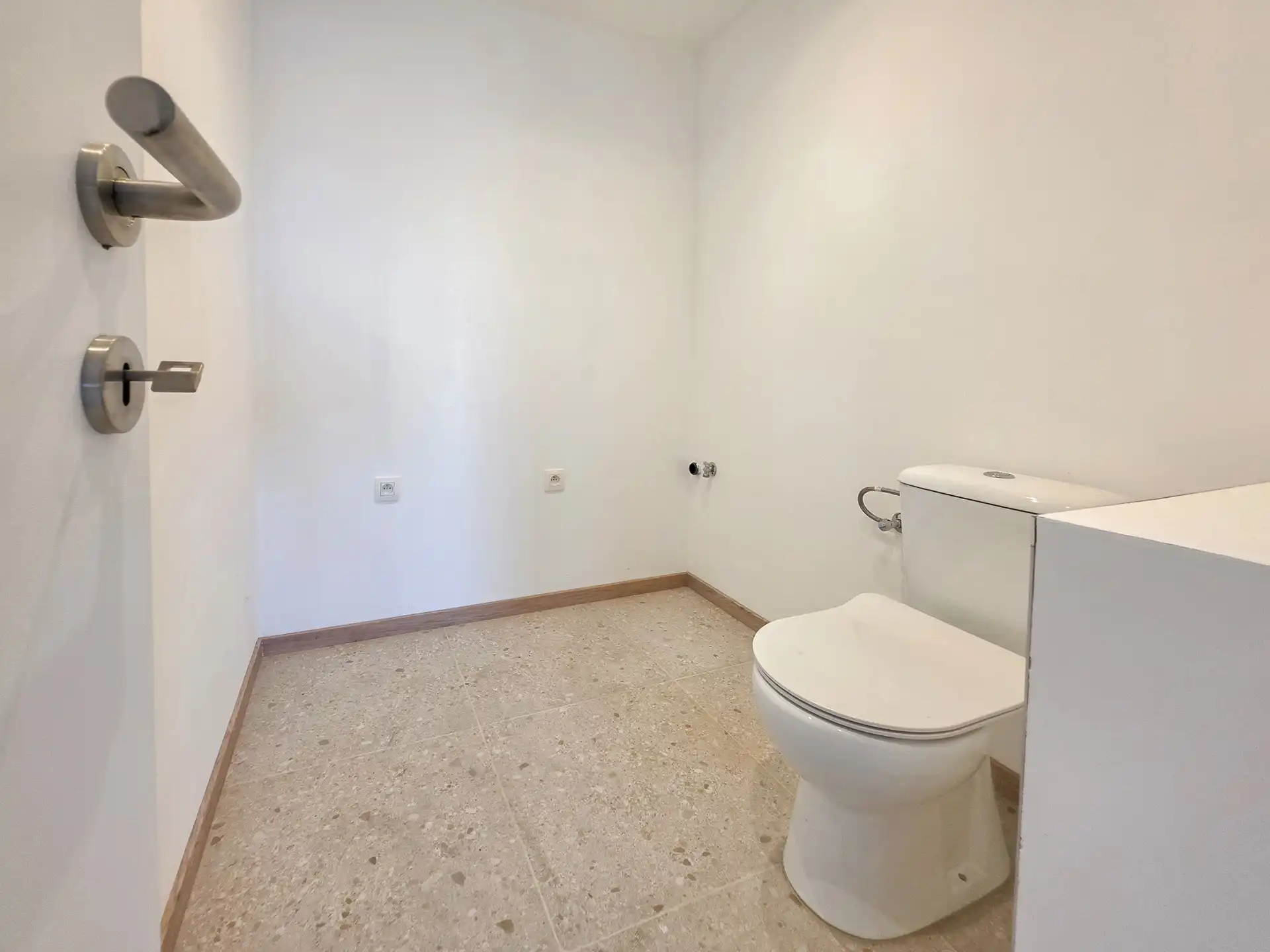 Ruim en volledig gerenoveerd appartement  foto 13