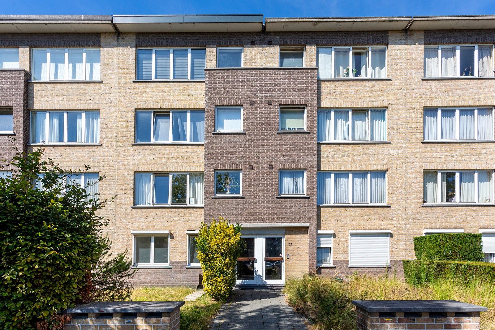 Mooi gelijkvloers appartement met tuin foto 2