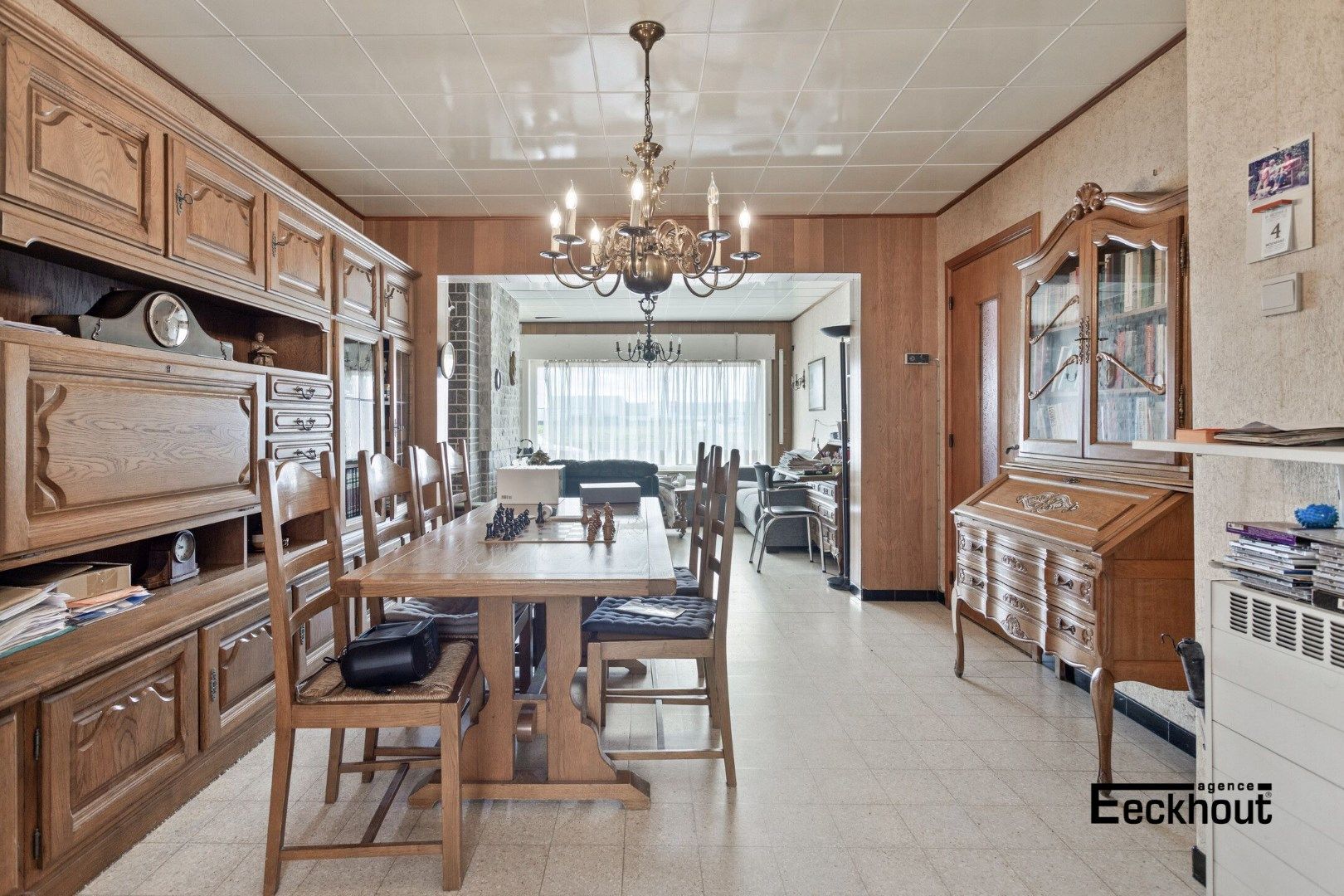 Ruime te renoveren woning met achterliggende atelier/garage en open zicht op kanaal Oostende - Brugge foto 5